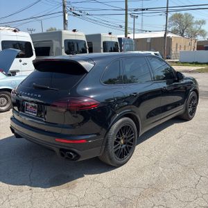 PORSCHE CAYENNE - 8