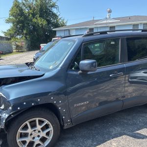 صورة 2 لـ 2021 JEEP RENEGADE LATITUDE