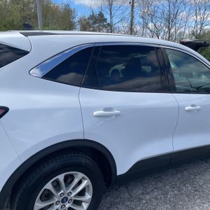 FORD ESCAPE SE - 9