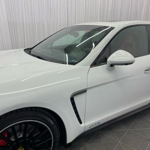 2016 Porsche PANAMERA GTS 照片 2