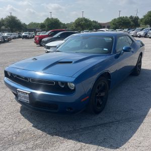 DODGE CHALLENGER SXT - 1