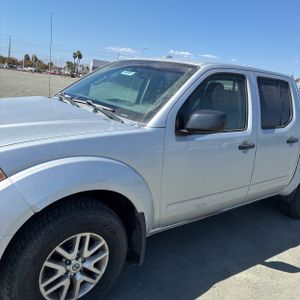 2015 Nissan FRONTIER SV 照片 2