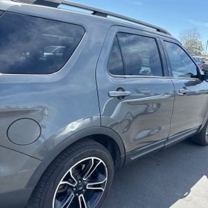 FORD EXPLORER SPORT - 8