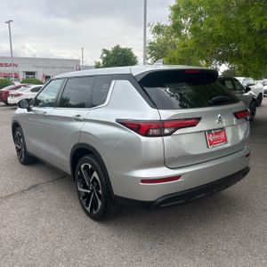 MITSUBISHI OUTLANDER ES 2.5 2WD - 5