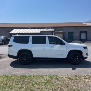 JEEP WAGONEER SERIES II CARBIDE 4X2 - 10