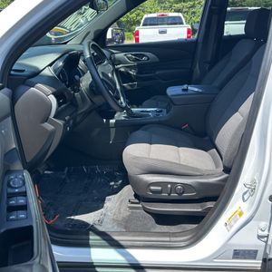 صورة مصغرة 32 لـ 2023 Chevrolet TRAVERSE LT CLOTH