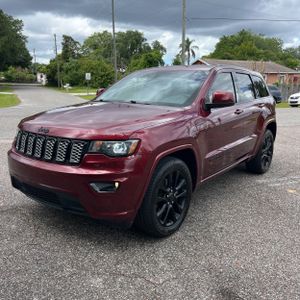 Jeep Grand Cherokee Altitude - 1
