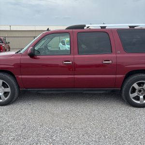 CHEVROLET SUBURBAN LTZ 1500 - 4