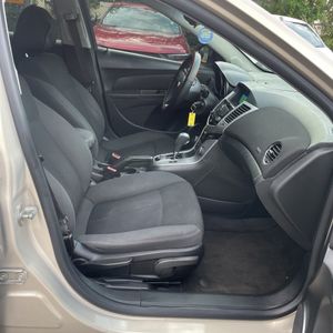 2011 Chevrolet CRUZE LT thumbnail 33