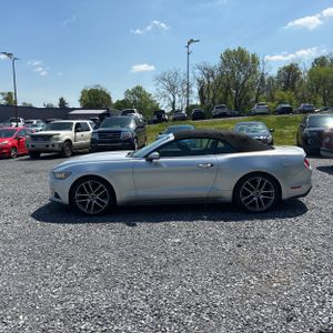 FORD MUSTANG ECOBOOST PREMIUM - 3