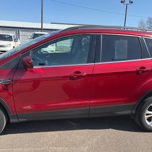 FORD ESCAPE SE - 4