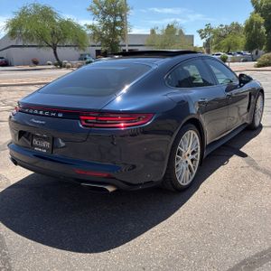 PORSCHE PANAMERA - 8