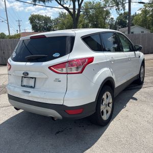 صورة 8 لـ 2014 FORD ESCAPE SE