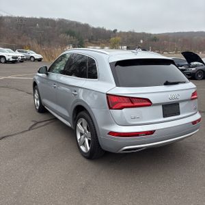 AUDI Q5 2.0T PREMIUM - 5