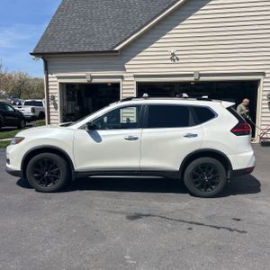 NISSAN ROGUE SV - 3