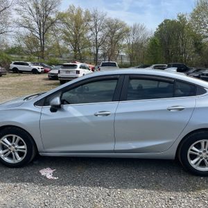 CHEVROLET CRUZE LT AUTO - 4