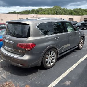 صورة 5 لـ 2014 Infiniti QX80 BASE