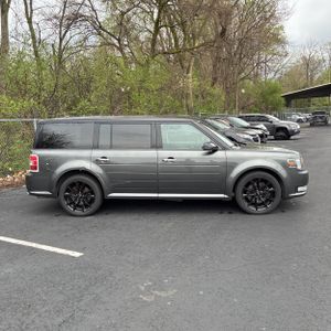 FORD FLEX SEL - 10