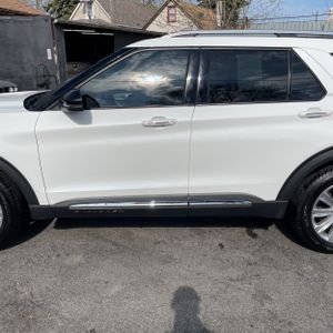 FORD EXPLORER HYBRID LIMITED - 4