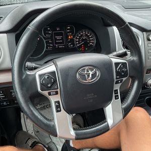 2019 Toyota TUNDRA LIMITED photo 64
