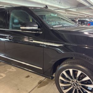 2020 Lincoln NAVIGATOR RESERVE — миниатюра 13