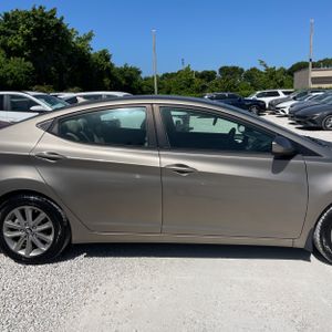 2014 Hyundai ELANTRA SE — фото 10