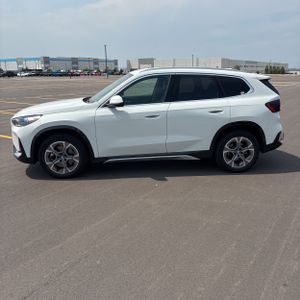 2025 BMW X1 XDRIVE28I — фото 3