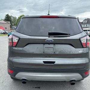 FORD ESCAPE SE - 4