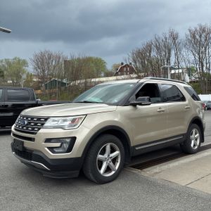 FORD EXPLORER XLT - 1