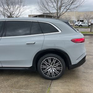 MERCEDES-BENZ EQS - 6