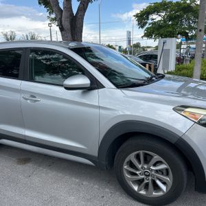 صورة 13 لـ 2018 Hyundai TUCSON SEL