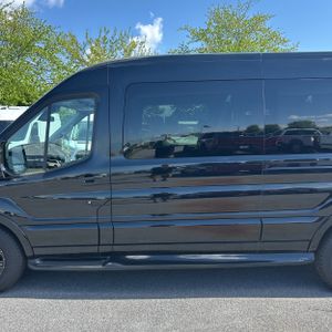 FORD TRANSIT 250 - 4