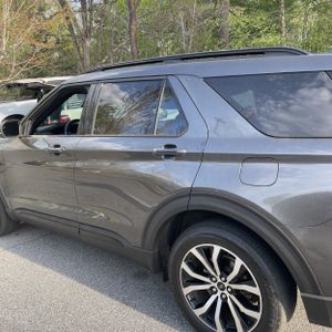 FORD EXPLORER ST - 6