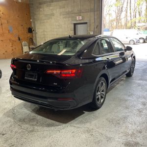 VOLKSWAGEN JETTA SE - 8