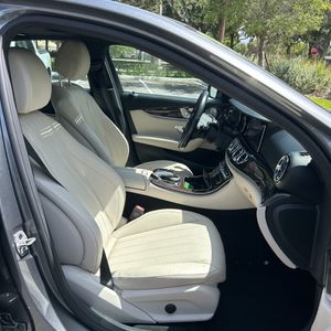 صورة مصغرة 33 لـ 2019 Mercedes-BENZ E-CLASS
