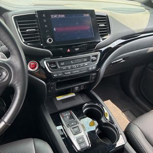 صورة مصغرة 36 لـ 2023 Honda RIDGELINE BLACK EDITION
