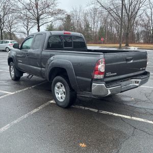 TOYOTA TACOMA - 5