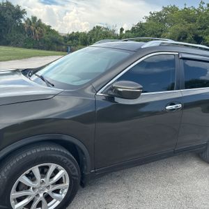 صورة 2 لـ 2015 Nissan ROGUE SV