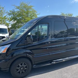 FORD TRANSIT 250 - 2