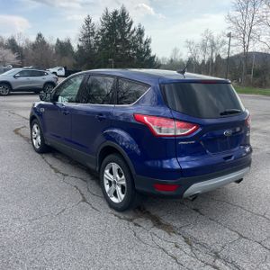FORD ESCAPE SE - 5
