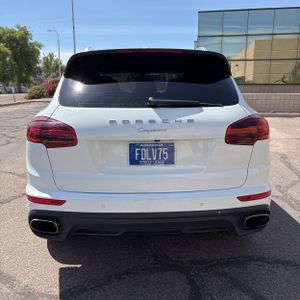 PORSCHE CAYENNE - 7