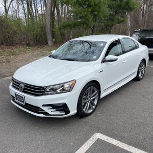 VOLKSWAGEN PASSAT 1.8T R-LINE - 1