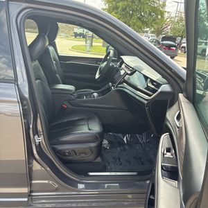 صورة مصغرة 33 لـ 2023 JEEP GRAND CHEROKEE OVERLAND