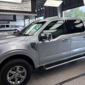 صورة 2 لـ 2024 FORD F-150 XLT