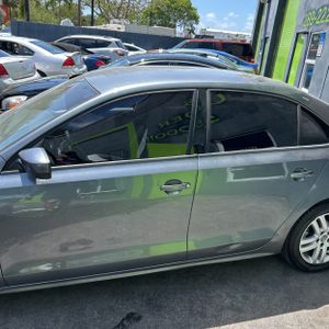 VOLKSWAGEN JETTA 1.4T S - 4