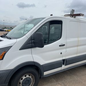 FORD TRANSIT 150 - 2