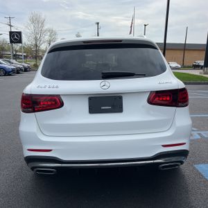 MERCEDES-BENZ GLC - 7