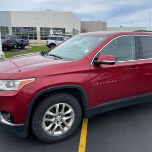 CHEVROLET TRAVERSE - 2