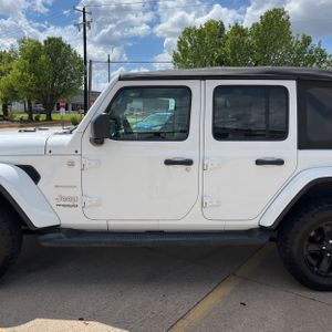 JEEP WRANGLER UNLIMITED SAHARA - 4