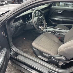 2015 FORD MUSTANG V6 — миниатюра 31